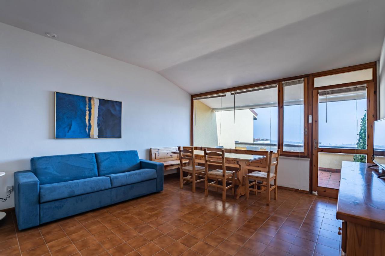 L&M Apartments - Pool - By Host4U Muscoline Екстер'єр фото